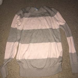 Women’s sweater